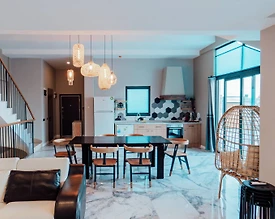 Antalya Finike'de Şehir Manzaralı, Özel Havuzlu, Bahçeli Villa - 3