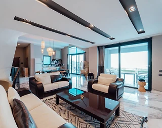 Antalya Finike'de Şehir Manzaralı, Özel Havuzlu, Bahçeli Villa - 4