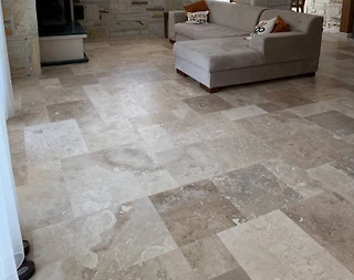 Foça Yenibağarası'nda Geniş Bahçe İçerisinde, Özel Havuzlu, 3+1 Villa - 4