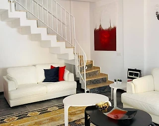 Kaş Andifli Merkezi Konumda, 4 Kişilik, Kiralık Apart - 1