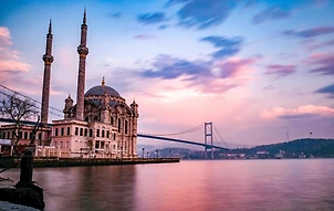 free-photo-of-ortakyo-mosque-in-istanbul-at-dusk.jpeg