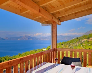 Fethiye Faralya'da Muhteşem Deniz Manzaralı, Teraslı, 1+1 Tatil Evi - 1