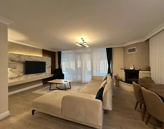 Sapanca'da Elverişli Konumda, Isıtmalı Özel Havuzlu, Tatil Villası - 5