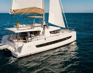 Göcek Çıkışlı, Eşsiz Güzellikteki Denizde, 5+1 Kabinli Katamaran - 2