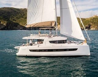 Göcek Çıkışlı, Eşsiz Güzellikteki Denizde, 5+1 Kabinli Katamaran - 3