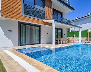 Göcek İnlice'de Sakin Konumda, Özel Havuzlu, İkiz Villa - 4