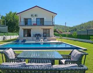 Göcek İnlice'de Geniş Bahçe İçerisinde, Özel Havuzlu, Lüks Villa - 2