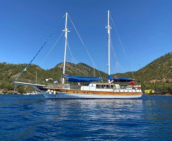 Fethiye Göcek'te Masmavi Sularda, Modern Tasarımlı, 6 Kabinli Gulet - 1