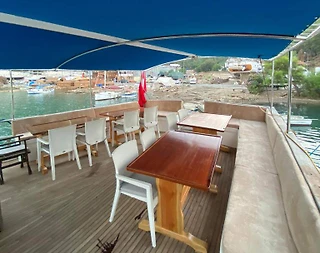 Fethiye Göcek'te Masmavi Sularda, Modern Tasarımlı, 6 Kabinli Gulet - 3