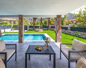 Fethiye Göcek'de Geniş Bahçeli, Özel Havuzlu, Konforlu Villa - 3
