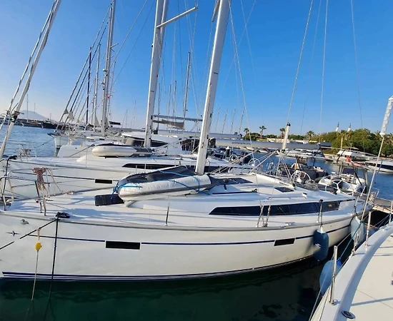 Göcek'in Engin Maviliklerinde, 3 Kabinli, 6 Kişilik, Kiralık Yelkenli - 1