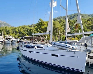 Göcek'in Engin Maviliklerinde, 3 Kabinli, 6 Kişilik, Kiralık Yelkenli - 2