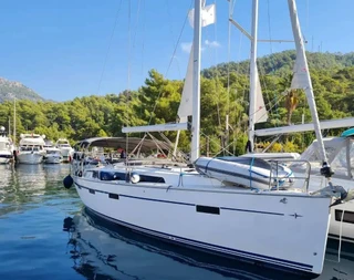 Göcek'in Engin Maviliklerinde, 3 Kabinli, 6 Kişilik, Kiralık Yelkenli - 2