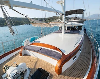 Fethiye Göcek'te Masmavi Sularda, 3 Kabinli, Konforlu Gulet - 2