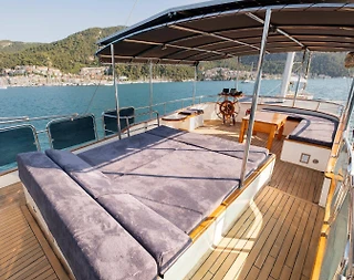 Fethiye Göcek'te Masmavi Sularda, 3 Kabinli, Konforlu Gulet - 3