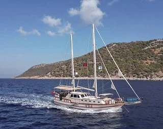 Göcek'te Engin Denizlere Açılmak İçin, 6 Kişilik, Lüks Kiralık Gulet - 3