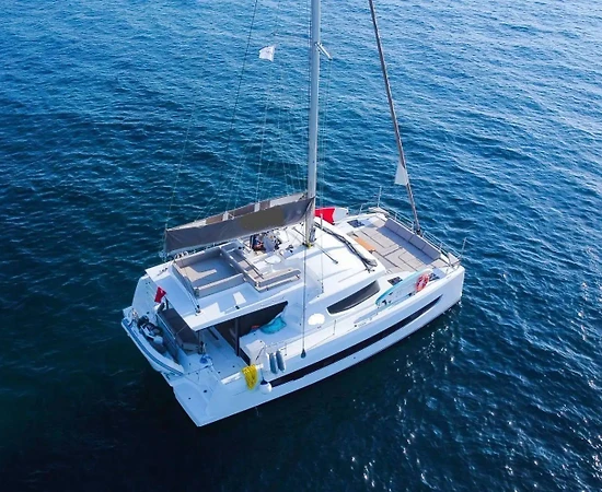 Göcek'te Eşsiz Güzellikteki Denizde, 2022 Model, 4 Kabinli Katamaran - 1