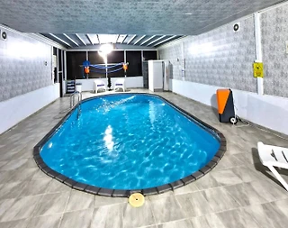 Sapanca Fevziye'de Kalabalık Ailelere Uygun, Kapalı Havuzlu, Kiralık Villa - 2