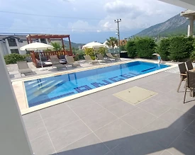 Fethiye Ölüdeniz'de Kalabalık Ailelere Uygun, Özel Havuzlu, Merkezi Villa - 2