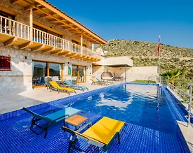 Kaş Bezirgan'da Harika Doğa Manzaralı, Özel Havuzlu, Konforlu Villa - 2