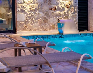 Kaş Yeşilköy'de Gözlerden Uzak, Özel Havuzlu, Jakuzili, Kiralık Villa - 2