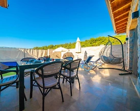  Kaş Yeşilköy'de Gözlerden Uzak, Özel Havuzlu, Jakuzili, Kiralık Villa - 3