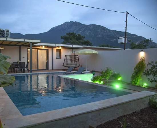 Fethiye Ölüdeniz'de Enfes Tasarımlı, Özel Havuzlu, Konforlu Villa - 1