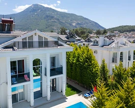 Fethiye Ölüdeniz'de Merkezi Konumda, Özel Havuzlu, Estetik Villa - 2