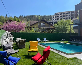 Kartepe Maşukiye'de Geniş Bahçede, Isıtmalı Havuzlu, Şık Villa - 5