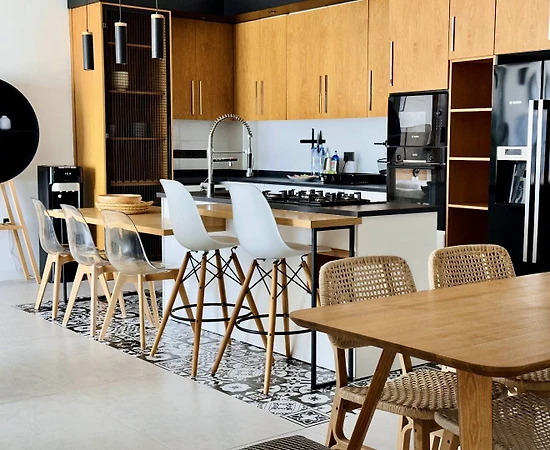 Kıbrıs İskele’de Tesis İçerisinde, Ortak Havuzlu, 4+1 Daire - 1