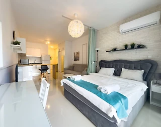 Kıbrıs İskele'de Tesis İçerisinde, Havuz Manzaralı, Modern Daire - 3