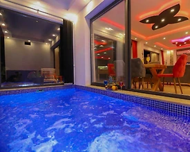 Kaş İslamlar'da Çekirdek Ailelere Uygun, Özel Havuzlu, Kiralık Villa - 3