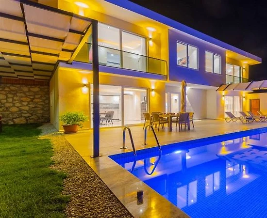 İslamlar'da Eşsiz Doğa Manzaralı, Jakuzili, 4 Kişilik, Lüks Villa - 1