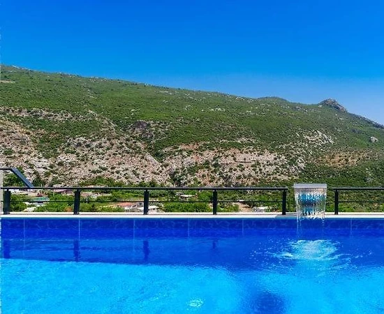 Kaş İslamlar'da Dağ ve Orman Manzaralı, Özel Havuzlu, 2+1 Villa - 1
