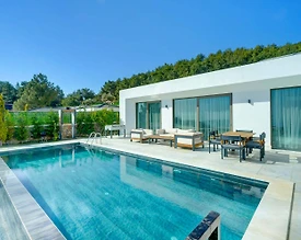 Kaş İslamlar'da Deniz Manzaralı, Özel Havuzlu, Çift Jakuzili Villa - 2