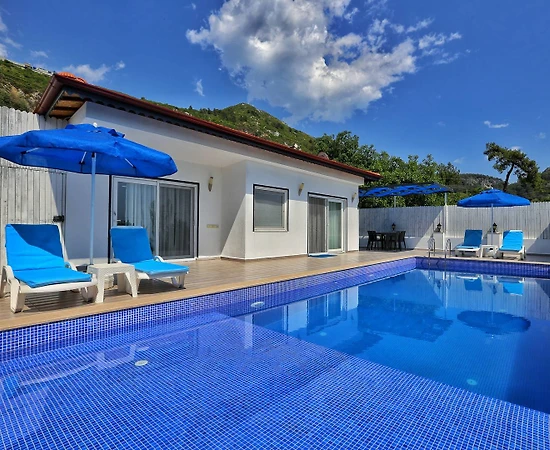 Kaş İslamlar'da Muhteşem Doğada, Özel Havuzlu, Muhafazakar Villa - 1