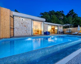 Kaş İslamlar'da Muhteşem Doğa Manzaralı, Özel Havuzlu, Kiralık Villa - 2