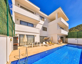 İslamlar'da Panoramik Deniz Manzaralı, Jakuzili, 10 Kişilik Villa - 1