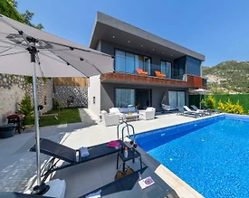 Kaş İslamlar'da Orman Manzaralı, Özel Havuzlu, Jakuzili Vİlla - 2