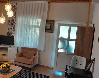 İstanbul Arnavutköy'de Havalimanına Yakın Konumda, Bahçeli, 2+1 Ev - 2