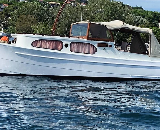 İstanbul Büyükada'da Tur Konseptli, Modern Tasarımlı, Konforlu Tekne - 1