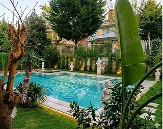 İstanbul Kumköy'de Modern Tasarımlı, Özel Havuzlu, Merkezi Villa - 2