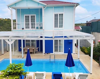 İstanbul Şile'de Geniş Bahçeli, Kapalı Isıtmalı Havuzlu, 3+1 Villa - 1