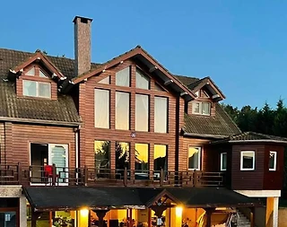 Gebze Cumaköy'de Geniş Bahçeli, Özel Havuzlu, Lüks Kiralık Villa - 1