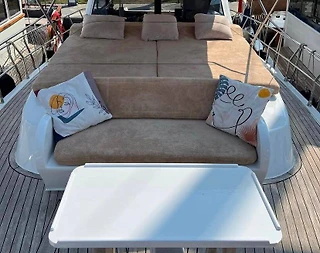 Fethiye Göcek'te Masmavi Sularda, Lüks Tasarımlı, Konforlu Motoryat - 3