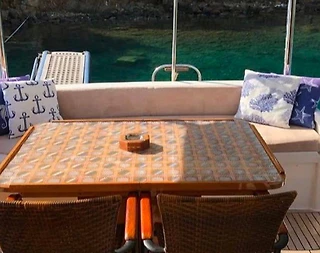 Fethiye Göcek'te Masmavi Sularda, Lüks Tasarımlı, Konforlu Motoryat - 5