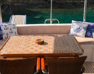 Fethiye Göcek'te Masmavi Sularda, Lüks Tasarımlı, Konforlu Motoryat - 5