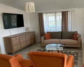 İzmir Çeşme'de Çekirdek Ailelere Uygun, Manzaralı Konforlu Tatil Evi - 3