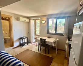 İzmir Karaburun'da Elverişli Konumda, Konforlu, Kiralık Bahçe Katı - 3