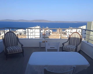 İzmir Karaburun'da Merkezi Konumda, 6 Kişilik, Konforlu Villa - 1